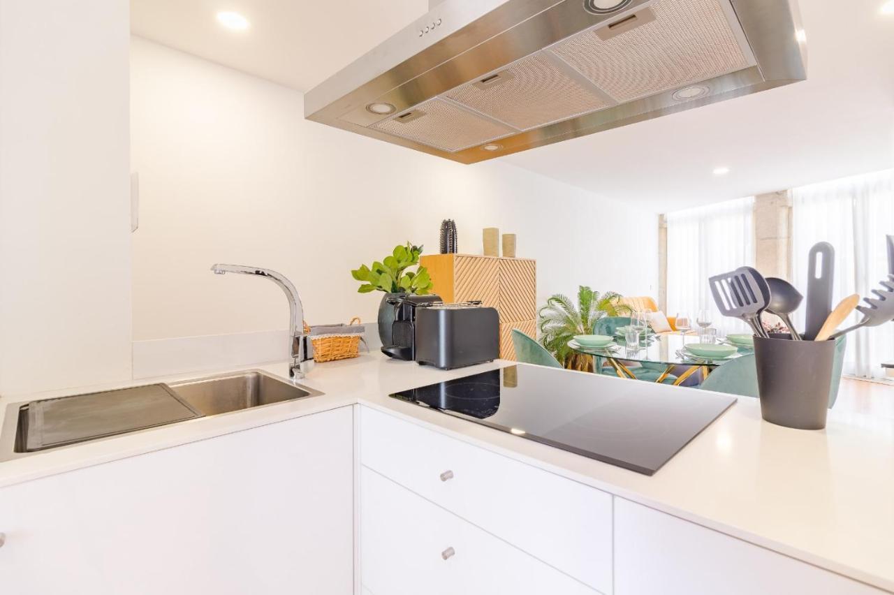 Ohh- Padre Antonio Vieira Flat D - 2Bedroom Near The Train Station Porto Exterior photo